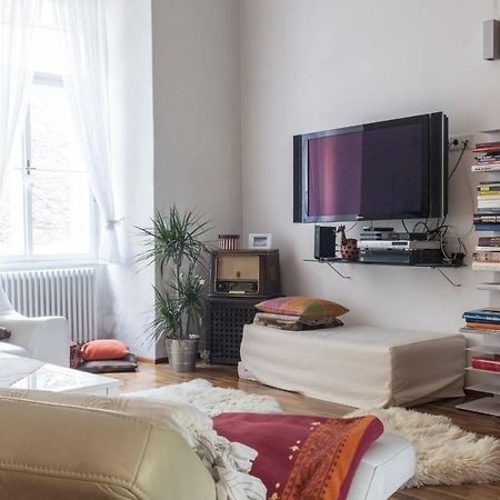 Spacious Old Town Luxury Apartment リンツ エクステリア 写真