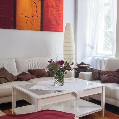 Spacious Old Town Luxury Apartment リンツ エクステリア 写真