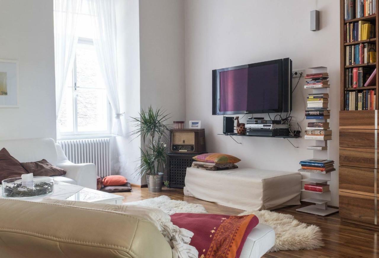 Spacious Old Town Luxury Apartment リンツ エクステリア 写真